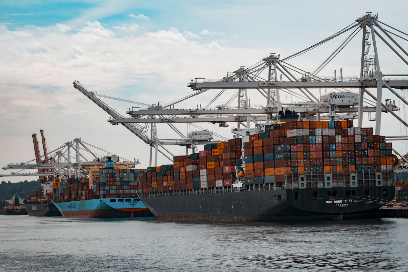 Container port, representing letter of credit automation for trade finance